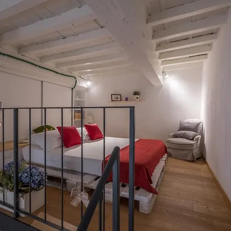 Fashion District Apartment